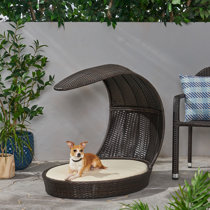 Clara outdoor 2025 hooded dog bed